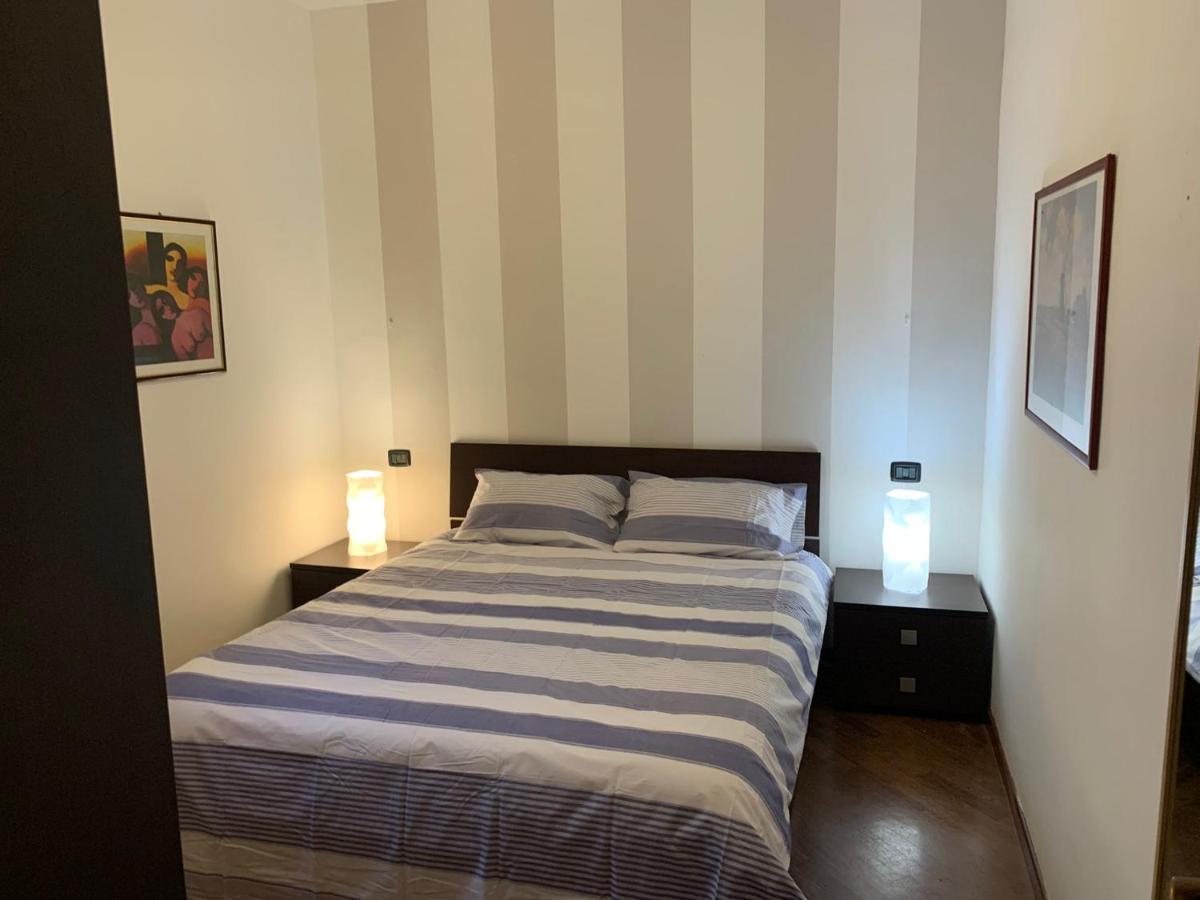 Piazza Volta Apartment كومو المظهر الخارجي الصورة